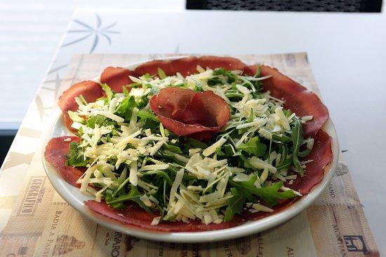 Mondo Pizza Restaurant